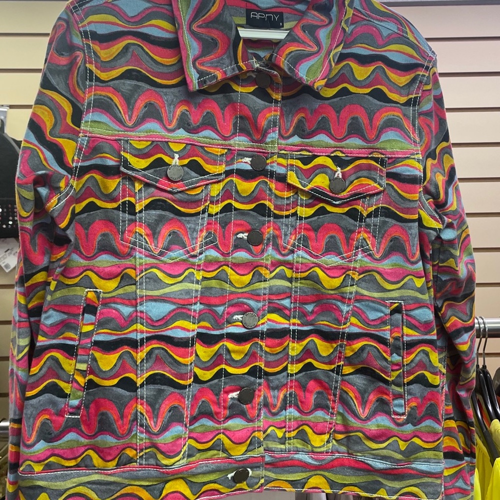 APNY NWT Colorful Wavy Pattern Jacket